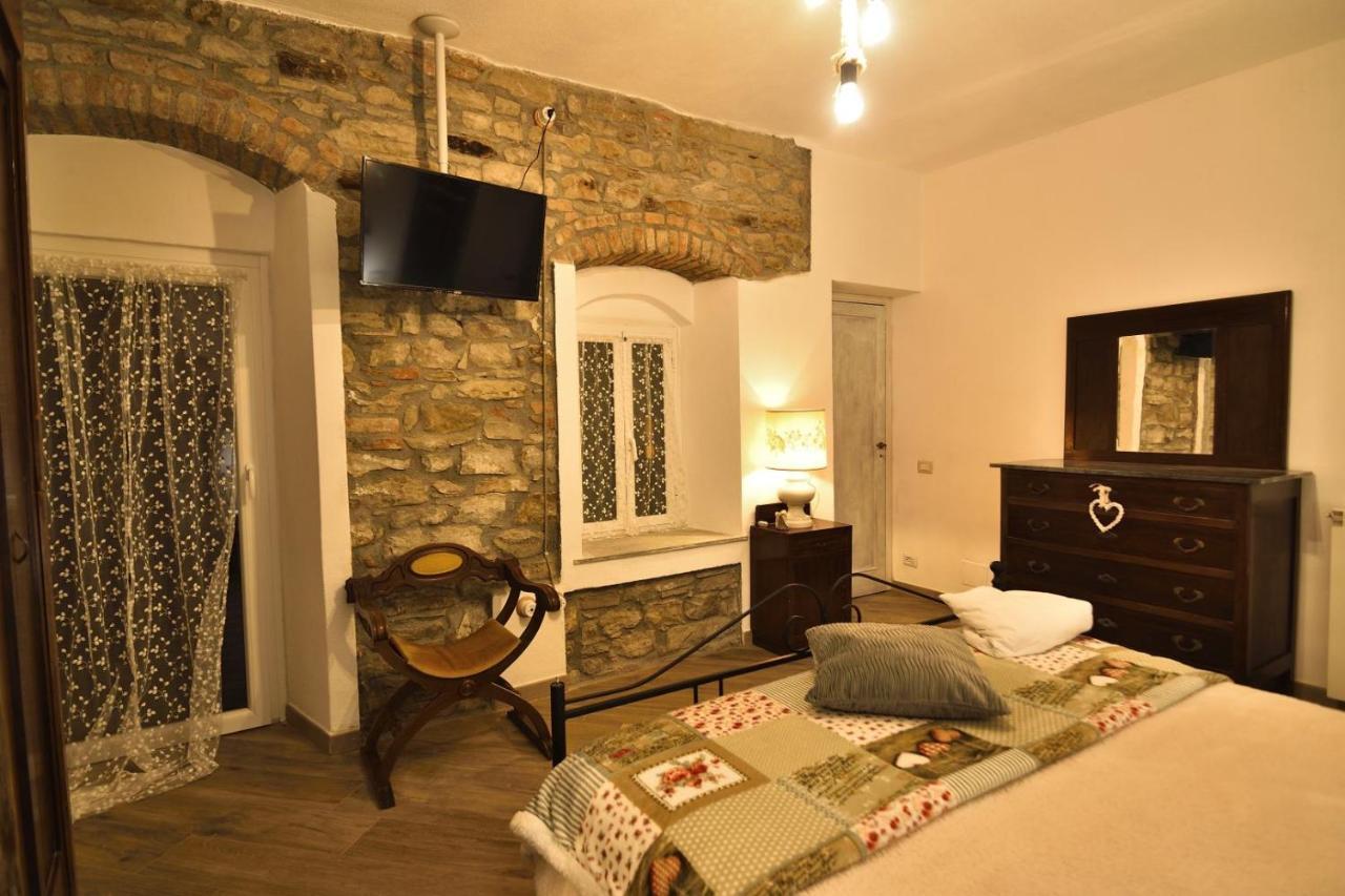 Готель Il Borgo Del Castello Cremolino Екстер'єр фото