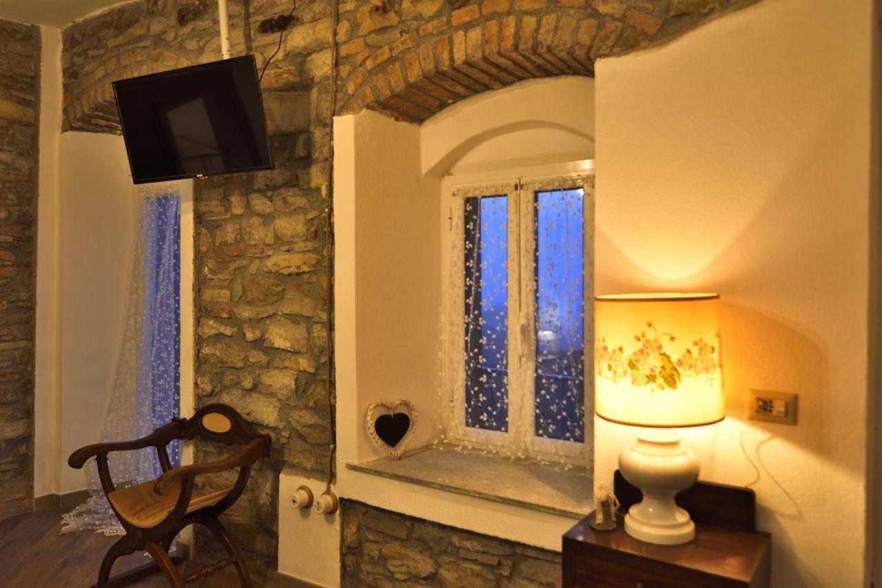 Готель Il Borgo Del Castello Cremolino Екстер'єр фото